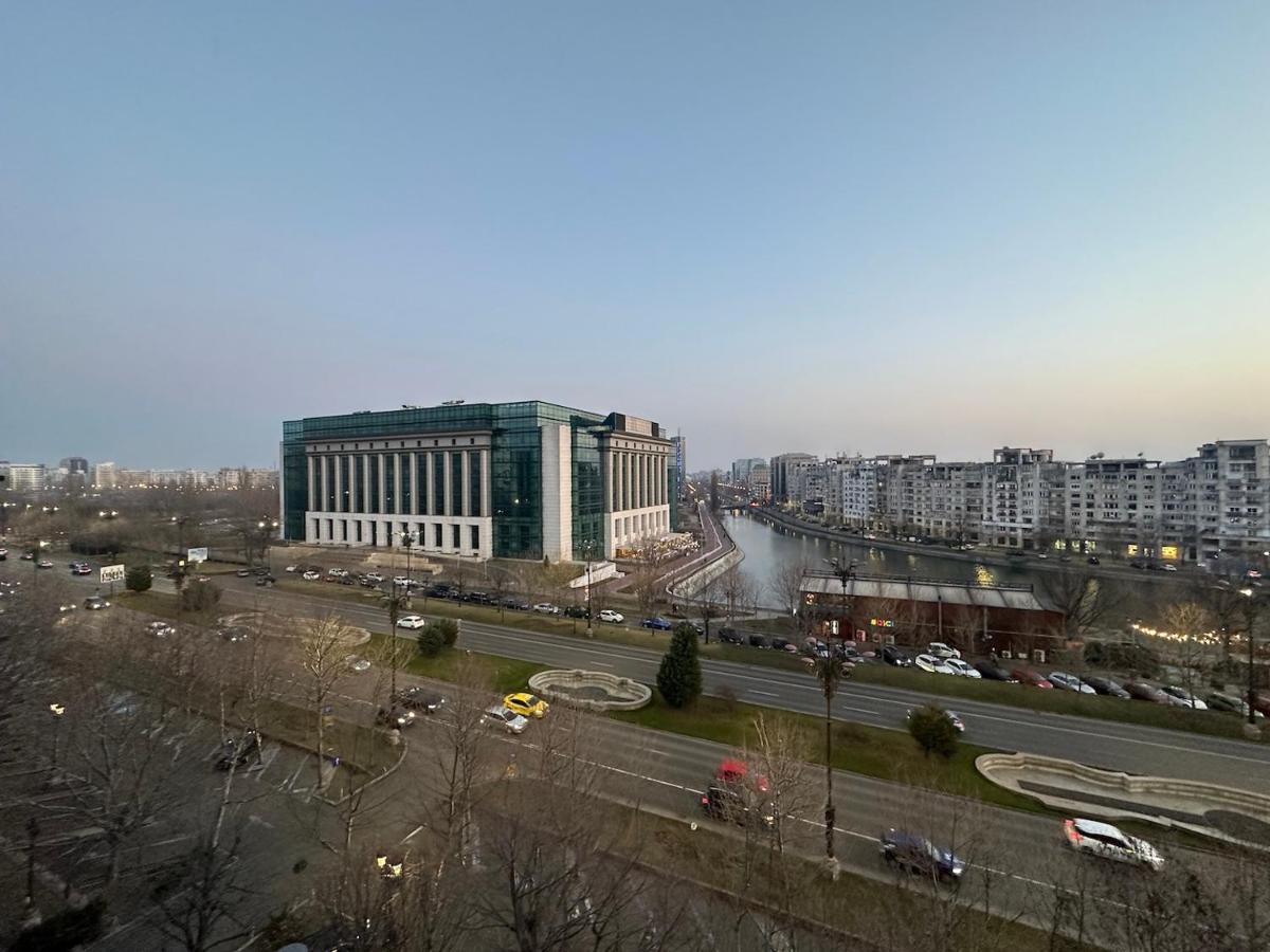 Unirii Lake Tribunal Bükreş Dış mekan fotoğraf