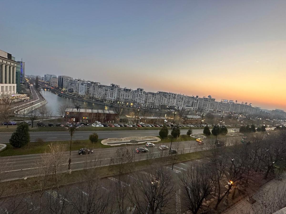 Unirii Lake Tribunal Bükreş Dış mekan fotoğraf