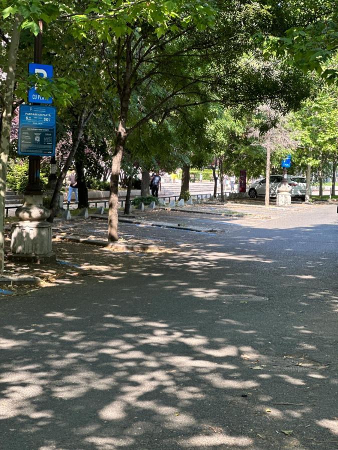 Unirii Lake Tribunal Bükreş Dış mekan fotoğraf