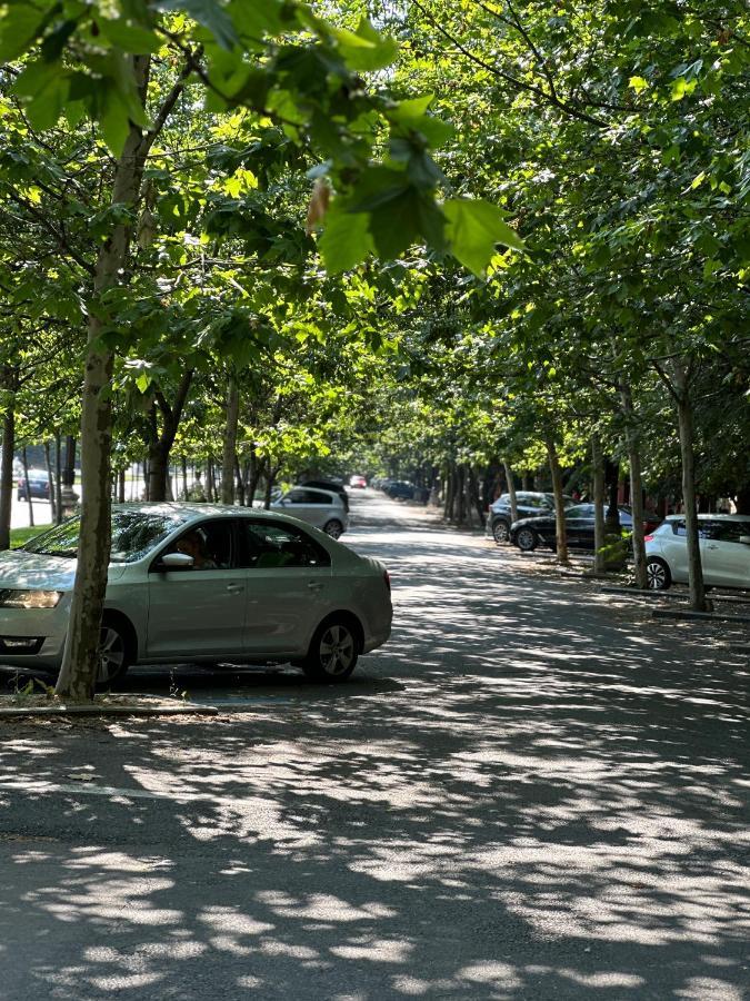Unirii Lake Tribunal Bükreş Dış mekan fotoğraf